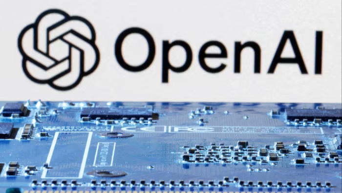 GPT-oss : l'IA open source d'OpenAI qui rivalise avec GPT-4