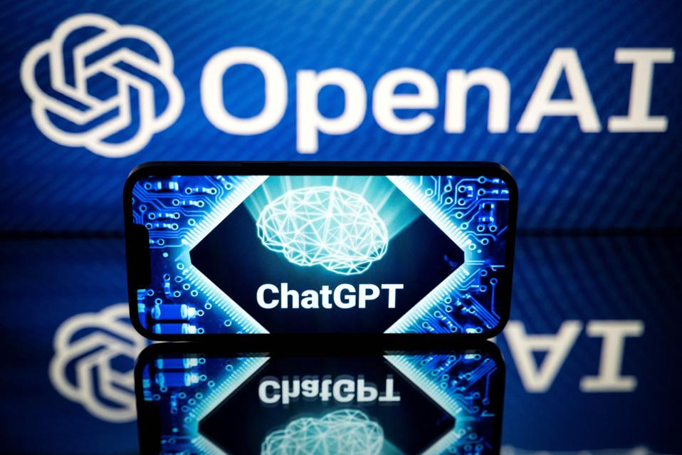 GPT-oss : l'IA open source d'OpenAI qui rivalise avec GPT-4